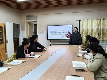 钻研微型课题，开启教师专业成长加速度